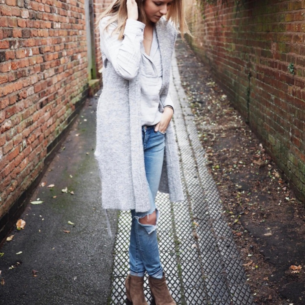 Lou and grey long boucle sweater vest
